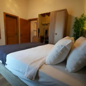  Otel Lal Azure Türkiye